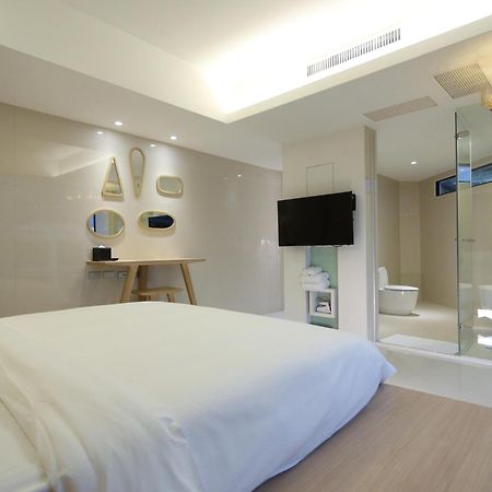 The Fantasy Apartment Hualien City Room photo