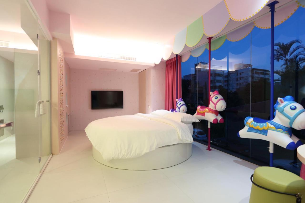 The Fantasy Apartment Hualien City Exterior photo