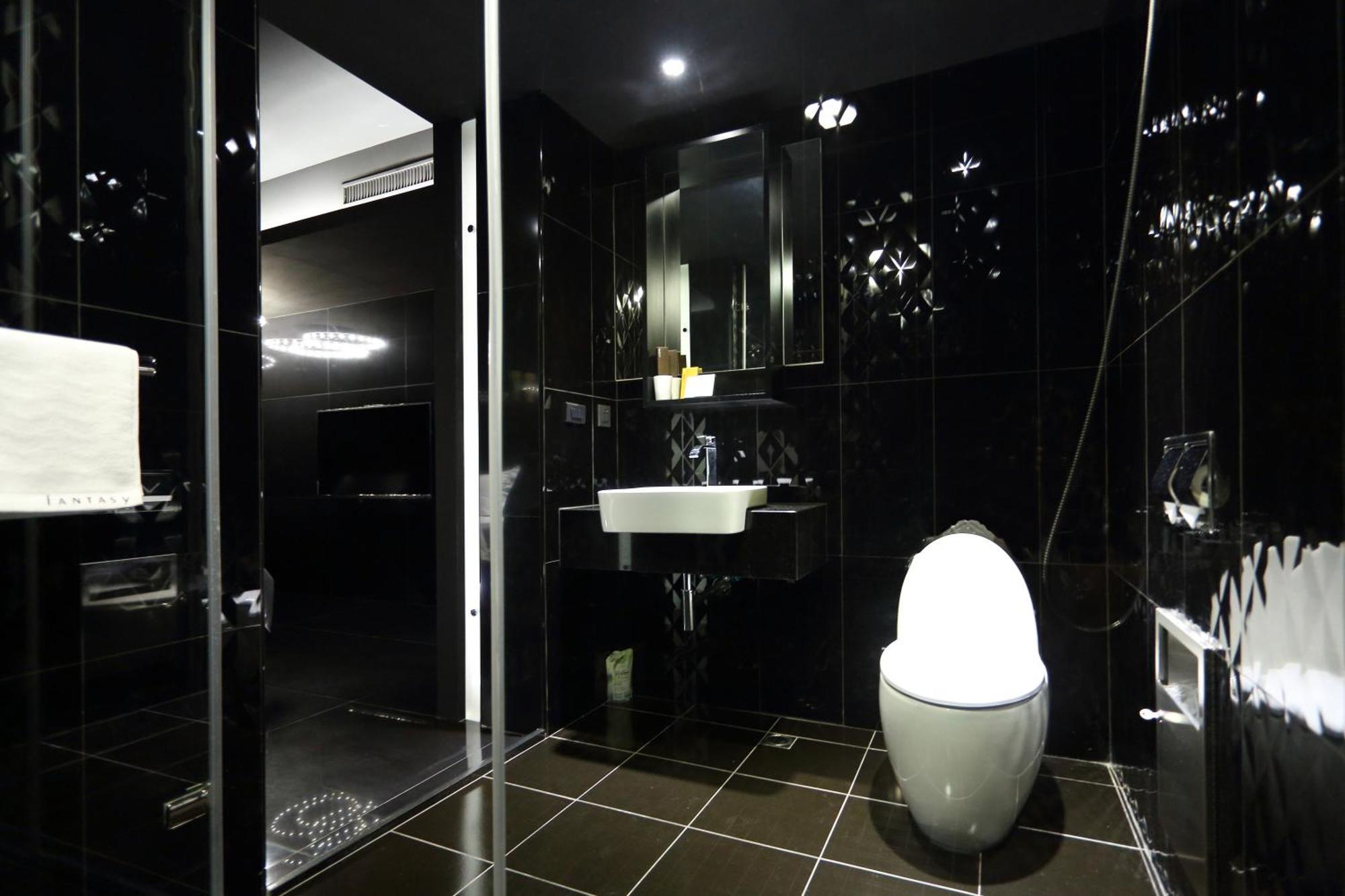 The Fantasy Apartment Hualien City Room photo