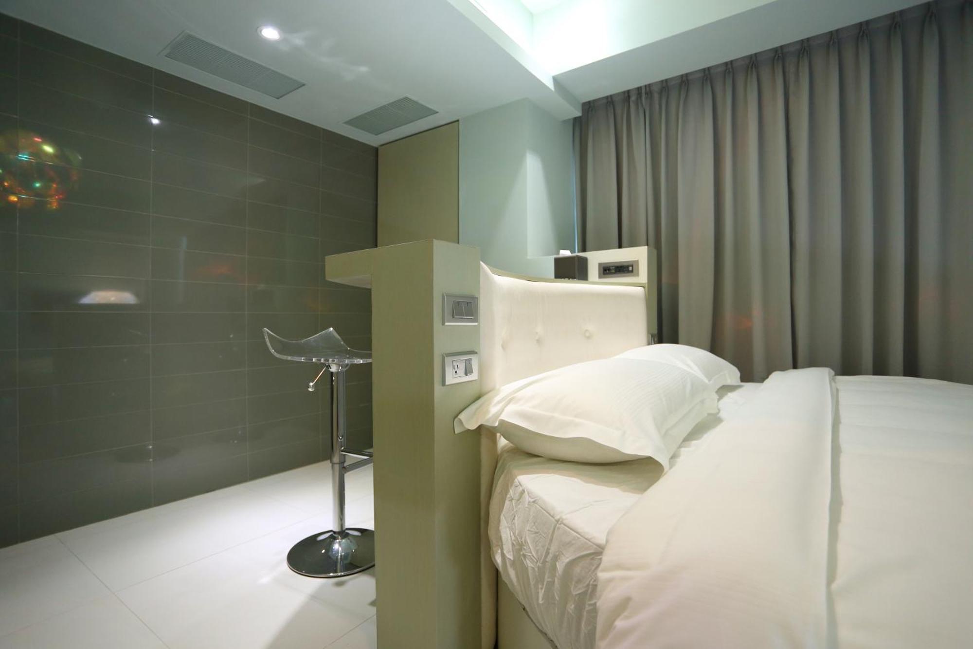 The Fantasy Apartment Hualien City Room photo